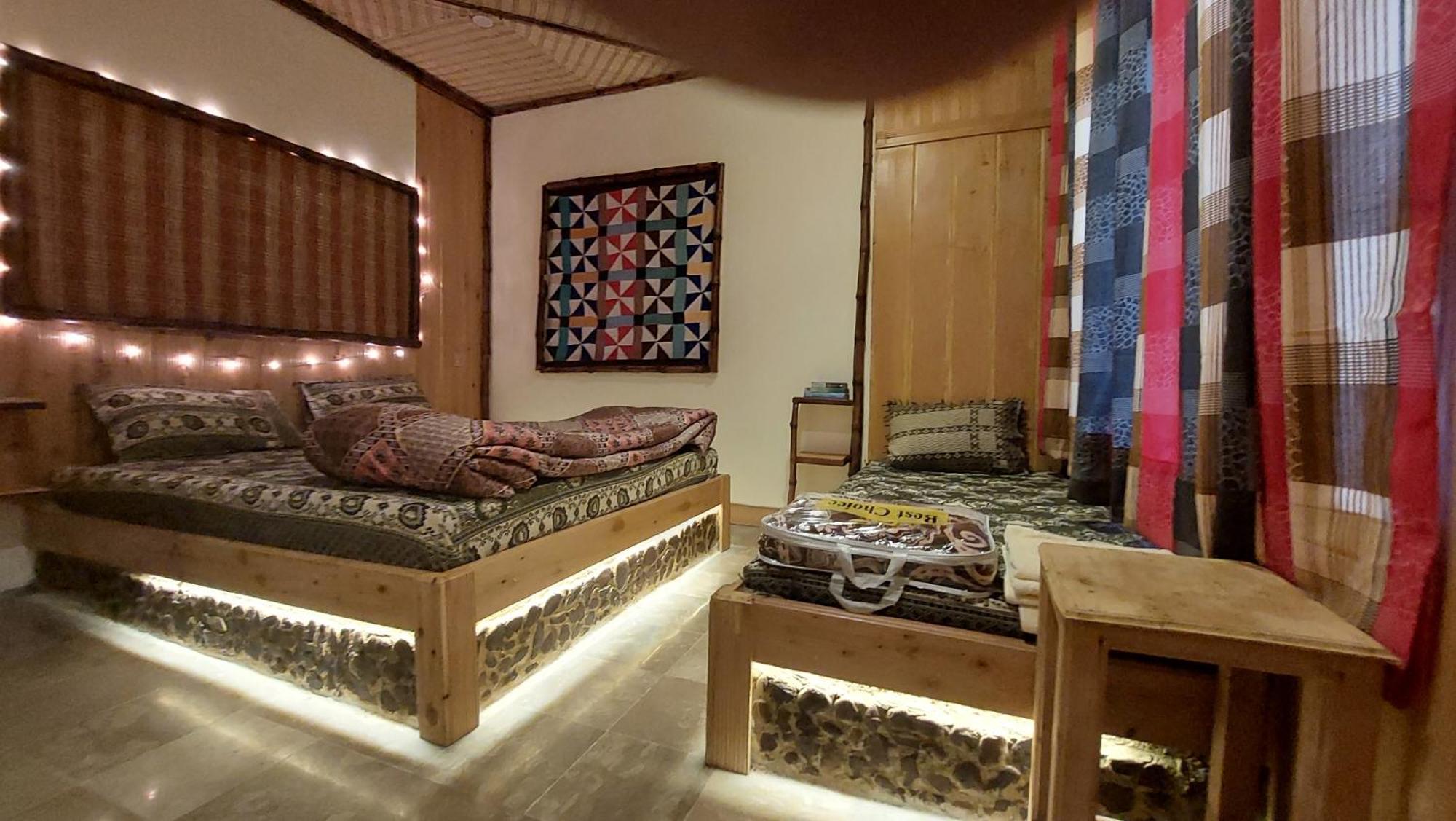 Khana Badosh Resort Kalam Extérieur photo